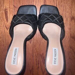 Steve Madden Black Quilted Sandals